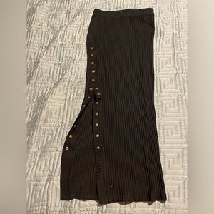 Long Black Skirt with Snap Button Sides - Trendy casual cotton skirt